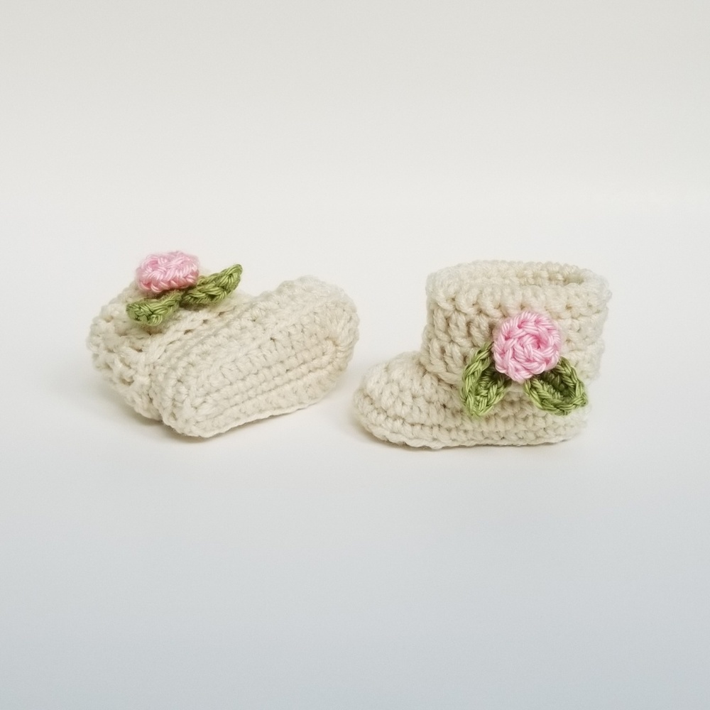 Baby girl booties with Roses - Picture 5 of 8